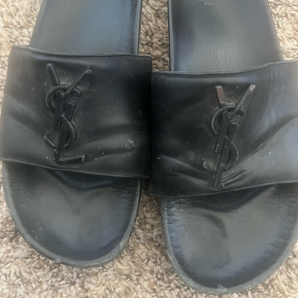 YSL slides. Authentic